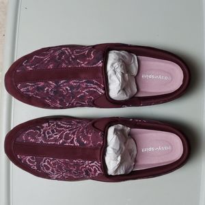 Easy Spirit Slip Ons
